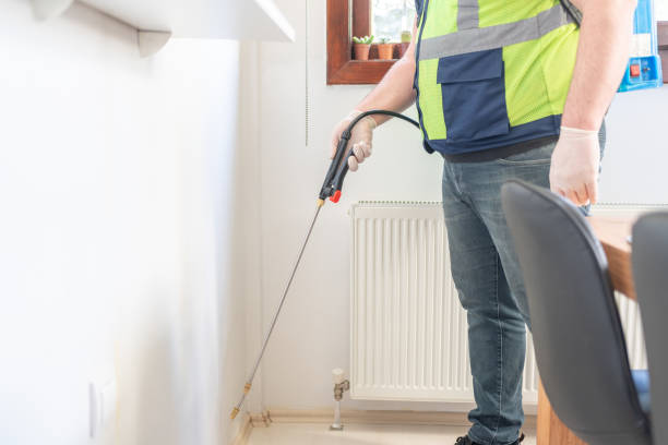 Best Affordable Pest Control Services  in Lake Bluff, IL